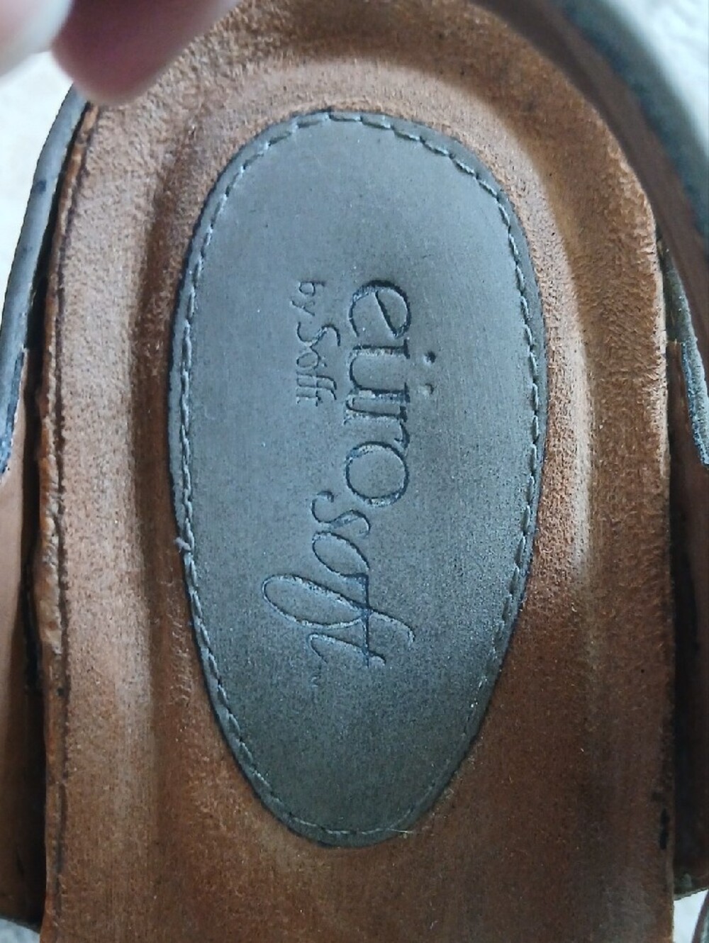 Sandals - Picture 2 of 11